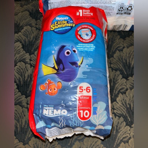 NWT 🐠LITTLE SWIMMERS🐠 - Picture 4 of 4